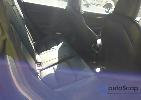 2022 Tesla Model 3 Long Range Dual Motor All-Wheel Drive z USA, uszkodzony, nr VIN 5YJ3E1EB3NF257158